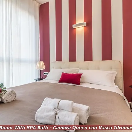 4 Star Train Station - Self Check-in Aparthotel